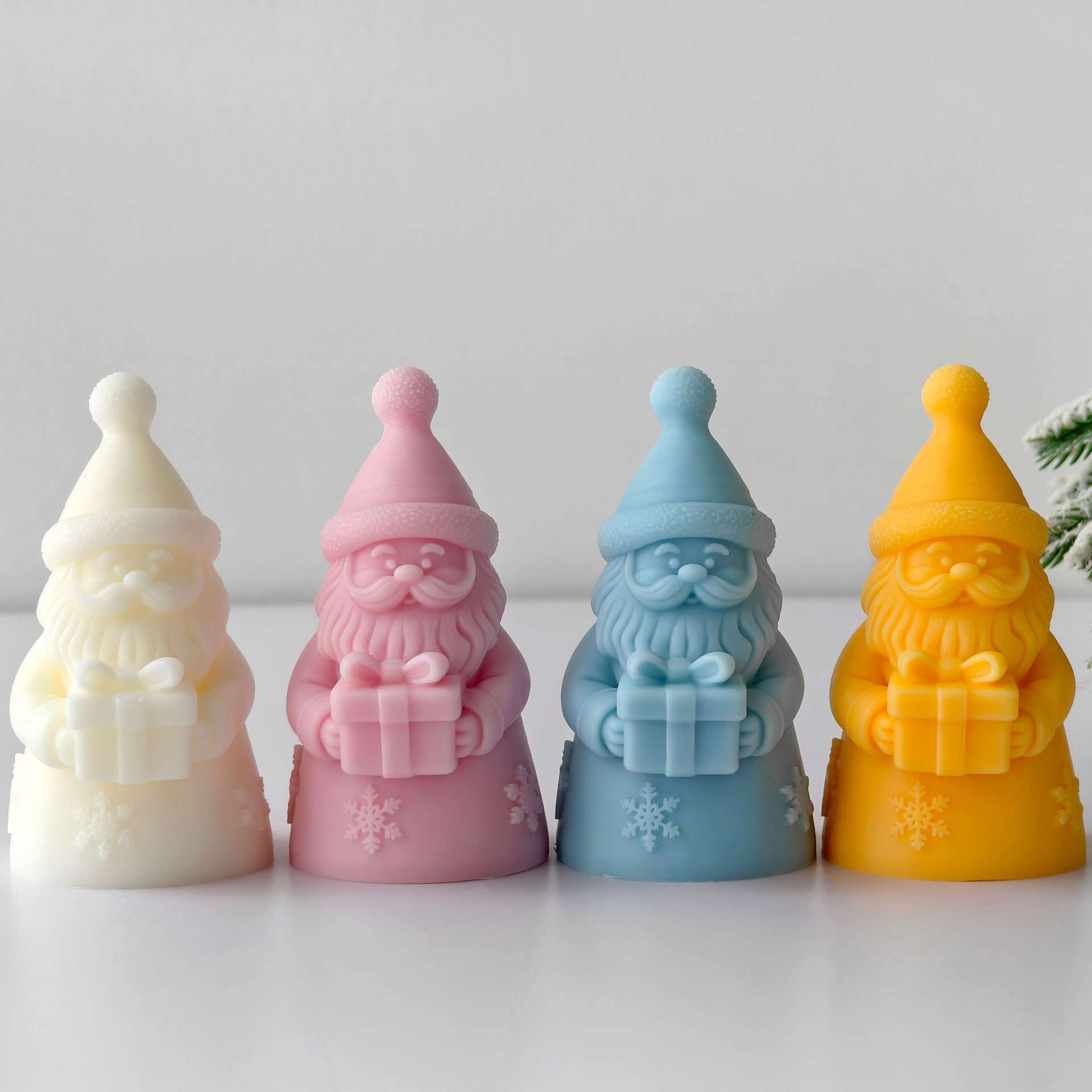 サンタクロースギフトボックスシリコーン型手作りアロマキャンド - Candle Supplies Tins のレビューと価格